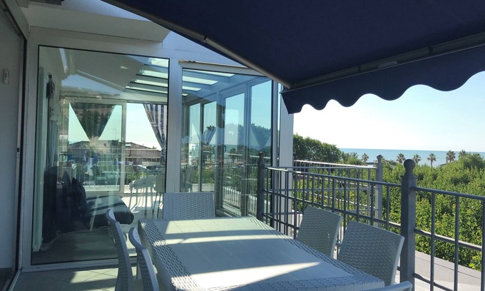 Lido di Fermo Apartment | Romantic Penthouse by the Sea
