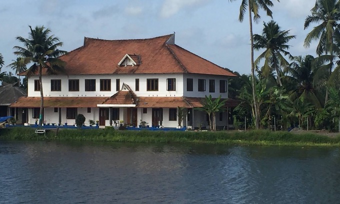 Ambalapuzha Bed & Breakfast | Romantic stay along the Kerala Backwaters