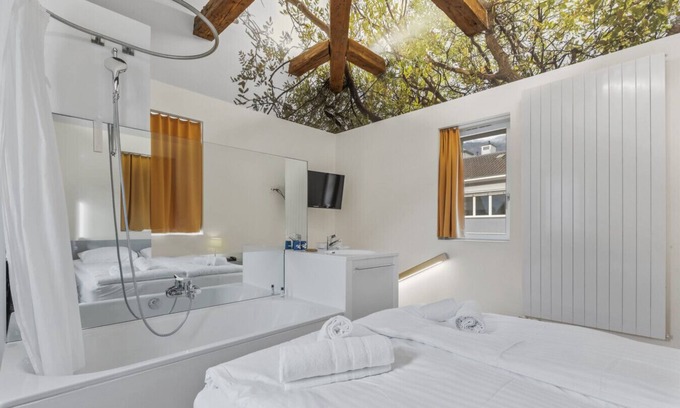 Sierre Hotel | Romantic suite in the heart of Sierre