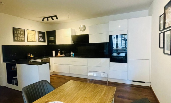 Western Ring Area Apartment | Romantisches Apartment im Herzen Braunschweigs