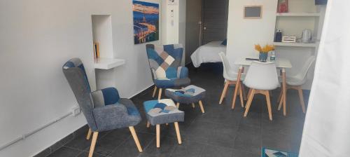 Parella Apartment | ROMEO & PEPITA