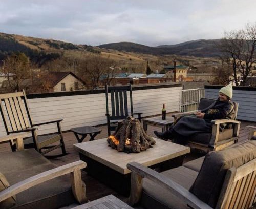 Heart of Missoula House | Rooftop Guest House with Hot Tub