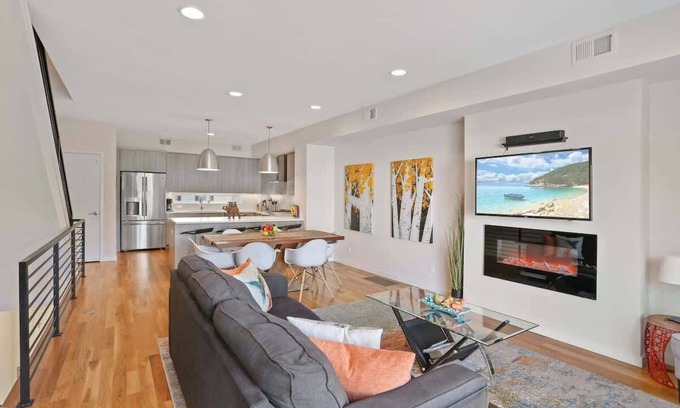 West Colfax House | Rooftop Townhome | Walk to Sloan’s Lake + Stadium