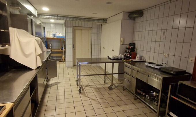 Naters House | Room 201 - Stay-Central, Hotel Bellevue, Naters