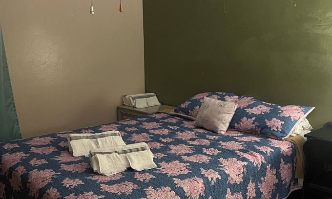 Buena Ventura Lakes Apartment | Room 3 on BVL