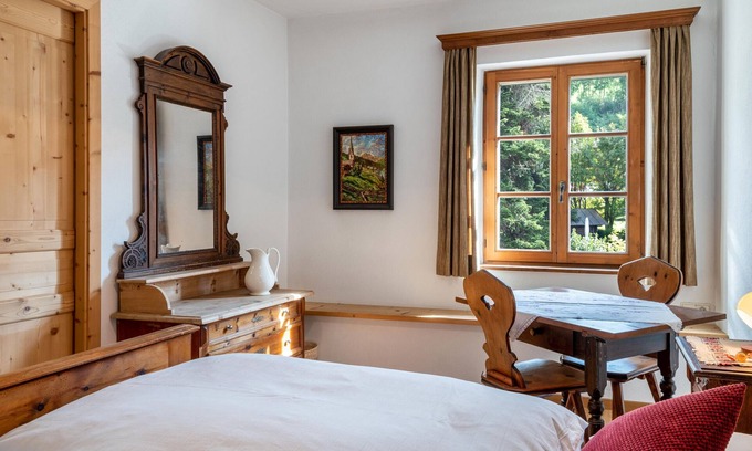 Sarntal Apartment | Room 'Hirschen Fernanda' with Mountain View, Shared Terrace and Wi-Fi