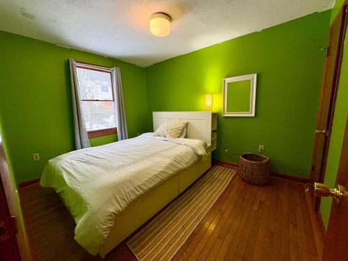 Saunderstown House | Room in a home