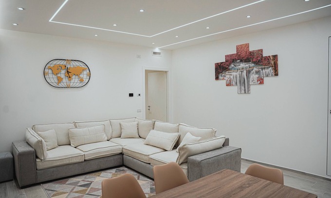 Savona Apartment | Room 'La Gemella 2' with Wi-Fi