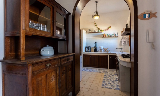 San Leonardo House | Room 'Ponente' with Sea View, Wi-Fi and Air Conditioning