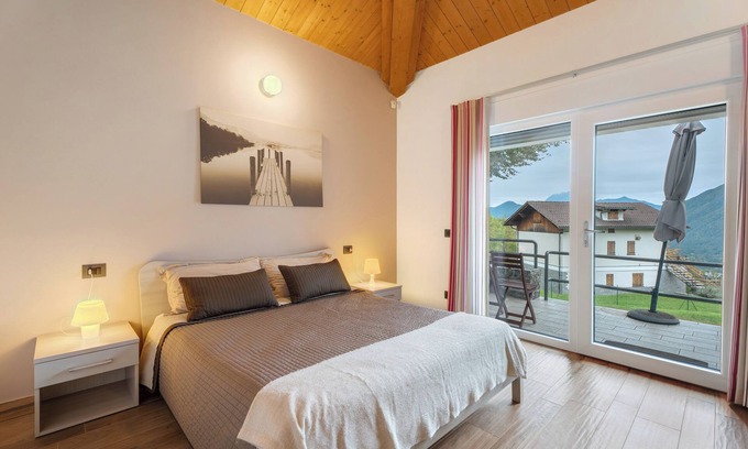 Druogno Apartment | Room 'Rosa' with Mountain View, Private Terrace and Wi-Fi