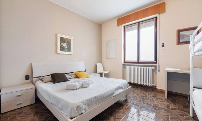 Pieve Vecchia Apartment | Room 'Swan Matrimoniale Brown' with Shared Pool, Wi-Fi and Air Conditioning