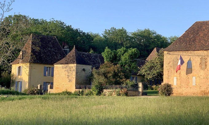 Mauzac-et-Grand-Castang House | Room "The Light of the Hills