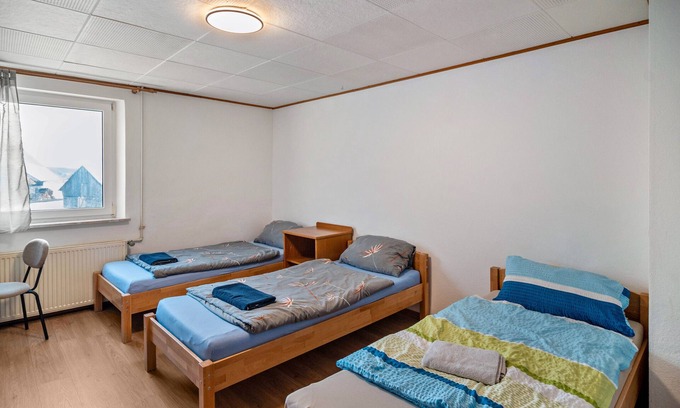 Berg Apartment | Room 'Zimmer 11' with Wi-Fi
