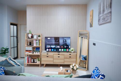 Mai Khao House | Room61-รูม61