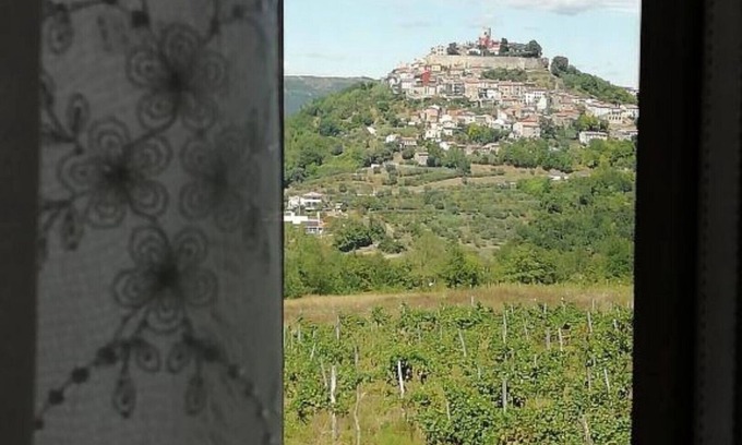 Motovun Apartment | Rooms Cassa d'Oro in Motovun central Istria/Room Malvazija for 2 persons in Motovun