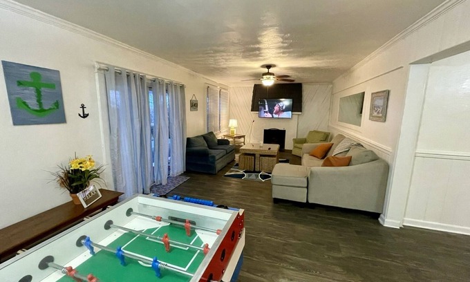 Cottage Line Apartment | Roomy Beachfront Apartment, Deck, Game Room! by RedAwning