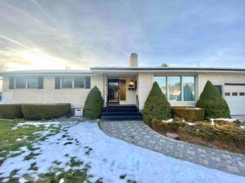 Pocatello House | Roomy Midtown Home-Large and Central to Everything