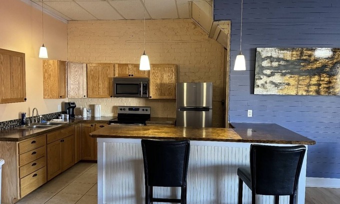 Hannibal Apartment | Roosters Crow Studio