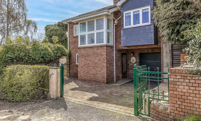 Dawlish Warren House | Roosters - Private home from home, close to beach