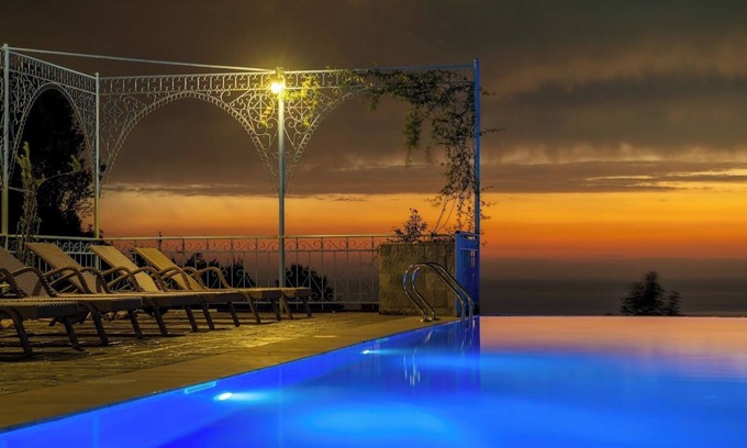 Kobuleti Hotel | Roots Resort