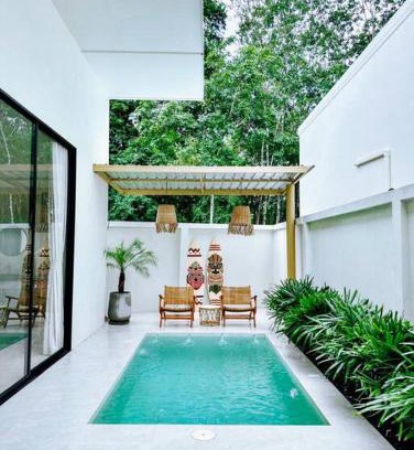 Hat Yai Villa | Roots89 Private Pool Villa