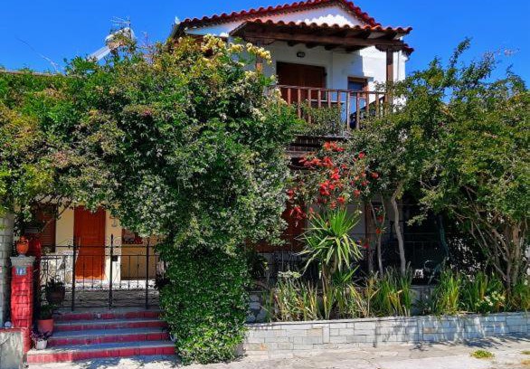 Kato Gatzea House | Roppas Studios Nostos