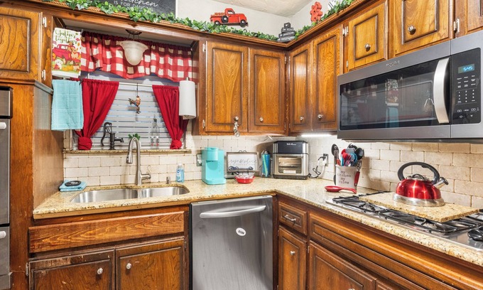 Shawnee House | Rosa St. Retreat