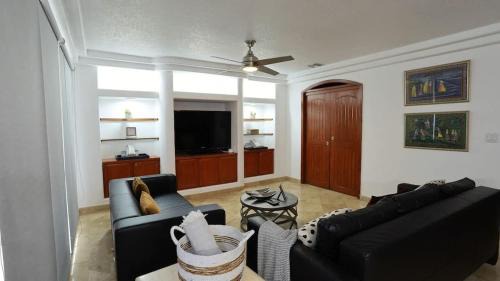 Playa Encantada House | Rosarito Beach and pool access apartment 2bd 2b