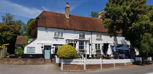 Mayfield Hotel | Rose and Crown