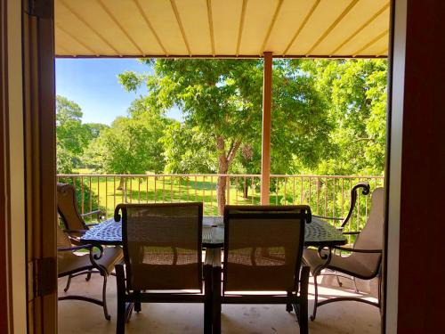 New Braunfels Apartment | Rose' River Retreat