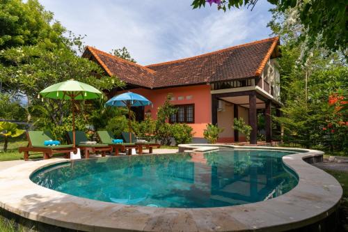 Purwakerti Villa | Rose Valley Villa