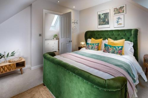 Arundel Apartment | Roseland Apartment 5