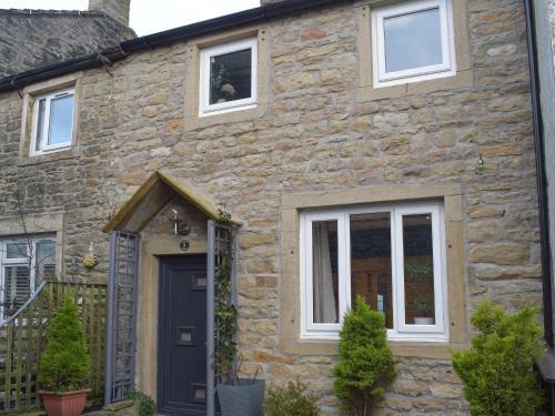 Barnoldswick House | Rosemount Cottage