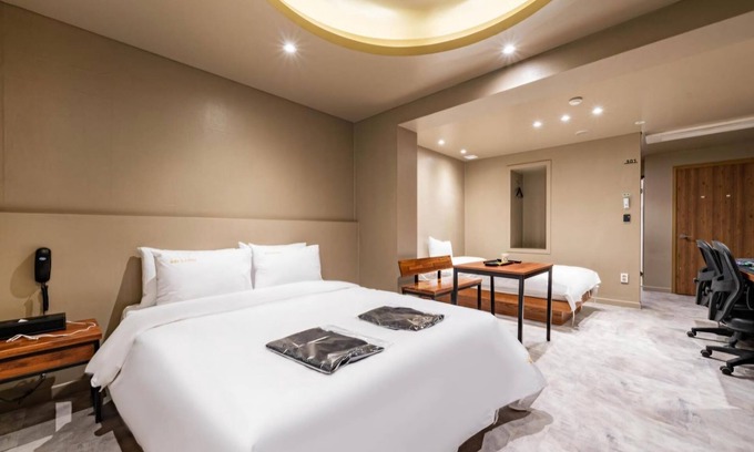 Baekseok-dong Hotel | ROSENHEIM