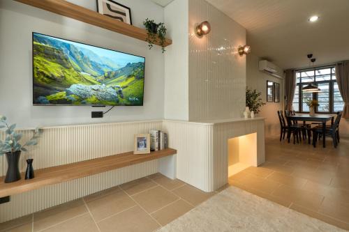 Huay Kaew House | Rosie Home, 4BR opposite One Nimman by Beginning with