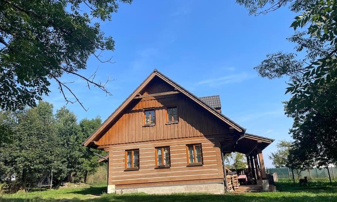 Zbizuby Ski Chalet | Roubenka v Posázaví