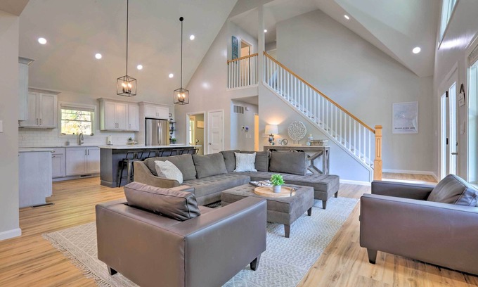 Westview House | Rough River Lake House w/Dual Primary Suites!