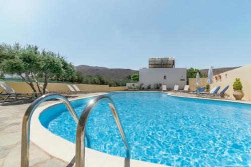 Vigla Apartment | Rousolakos Pool Apartments
