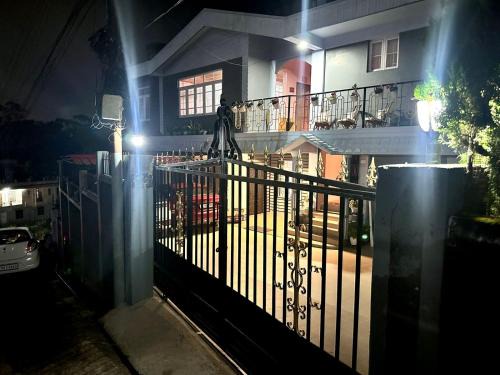 Shillong Apartment | Roy-al Homestay 2
