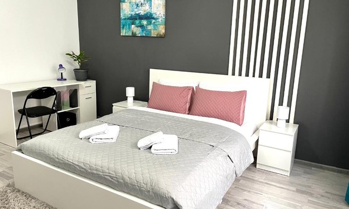 Brasov Apartment | Royal Apartment