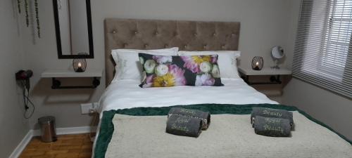 Paarl Apartment | Royal Beauty