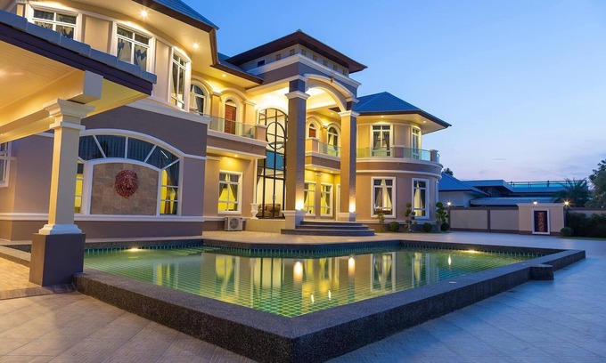 Cha-am House | Royal Graces Luxury