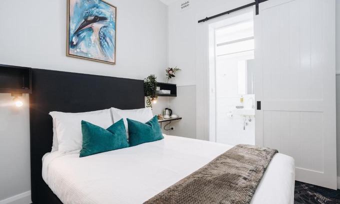 Wyong Hotel | Royal Hotel Wyong