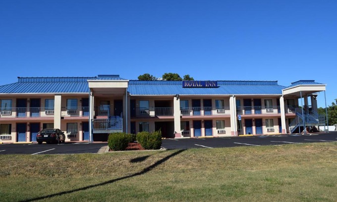 Douglasville Hotel | Royal Inn & Suites