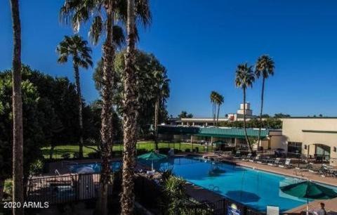 McCormick Ranch House | Royal Palm 217 Scottsdale