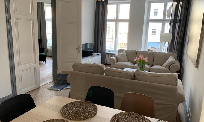 Lubeck City Centre Apartment | Royal Residence