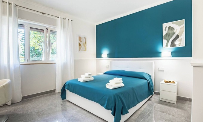 Portici Bed & Breakfast | Royal Rooms