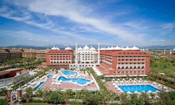 Side Hotel | Royal Taj Mahal Hotel