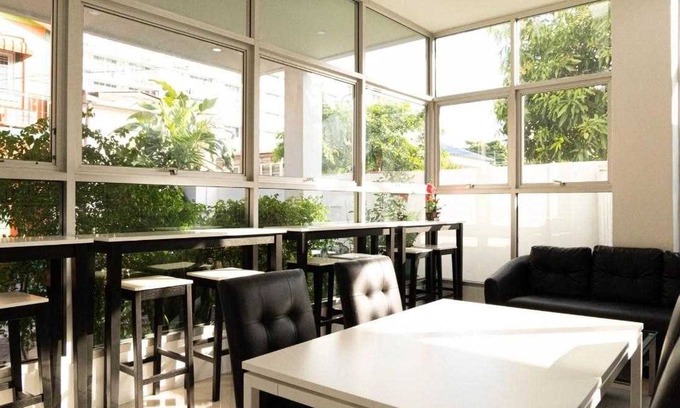 Khlong Toei Hotel | RQ Bangkok Sukhumvit 50 by Collection O