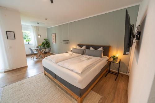 Magdeburg Apartment | RR - Studio Apartment 38 qm - Parking - Washer